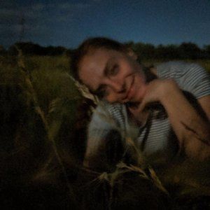 Meet your Posher, Becky